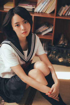 女机器人满天星
